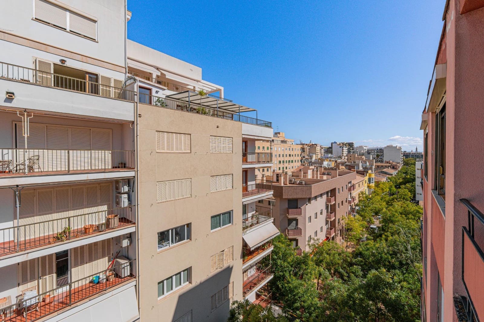 4 soveværelse Lejlighed til salg i Palma de Mallorca - € 590.000 (Ref: 9330669)