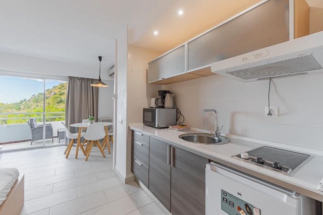 Studio til salg i Puerto de Alcudia, Alcúdia med swimmingpool - € 199.000 (Ref: 9341231)