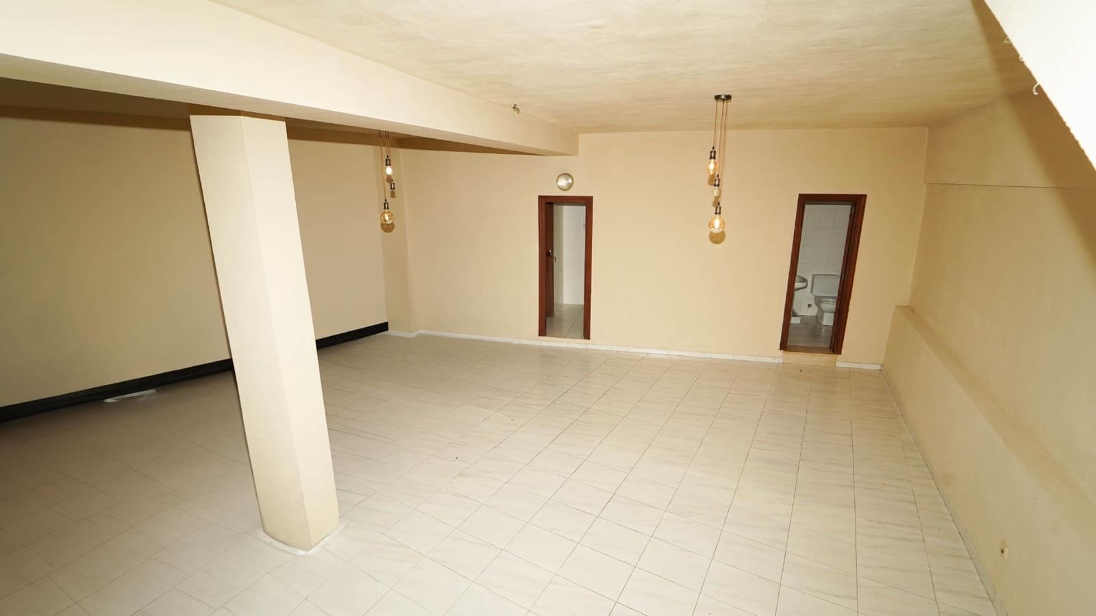 Komercyjne na sprzedaż w Calvia - 249 900 € (Ref: 9341232)