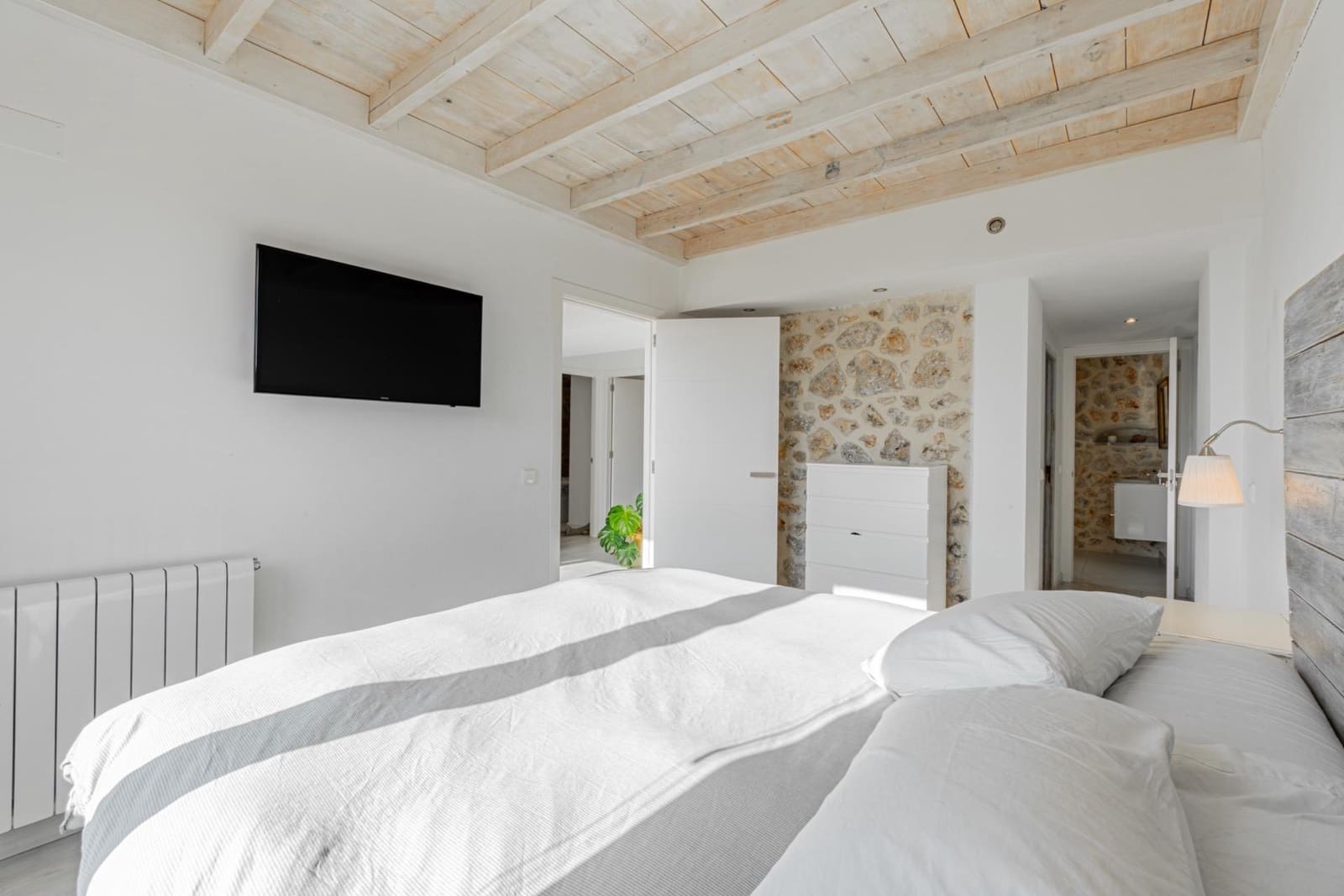 Casa de 3 habitaciones en Caimari en venta con piscina garaje - 1.080.000 € (Ref: 9341247)