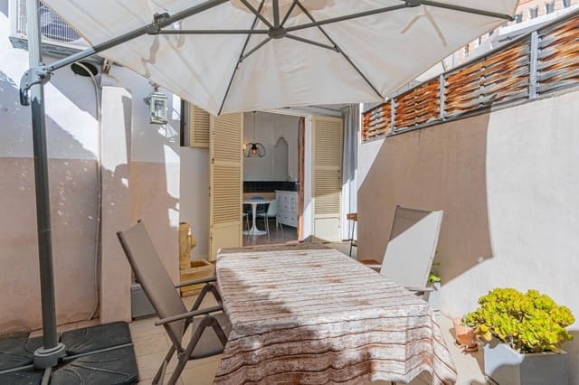 Appartement de 2 chambres à louer à Foners, Palma de Mallorca - 2 000 € (Ref: 9347384)