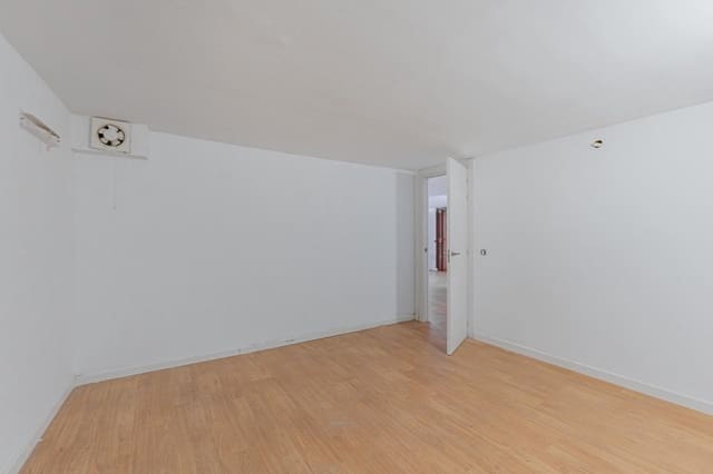 5 soverom Kommersiell til salgs i Palma de Mallorca - € 229 000 (Ref: 9349601)