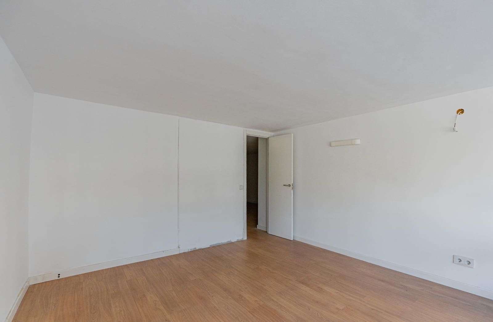 5 soverom Kommersiell til salgs i Palma de Mallorca - € 229 000 (Ref: 9349601)