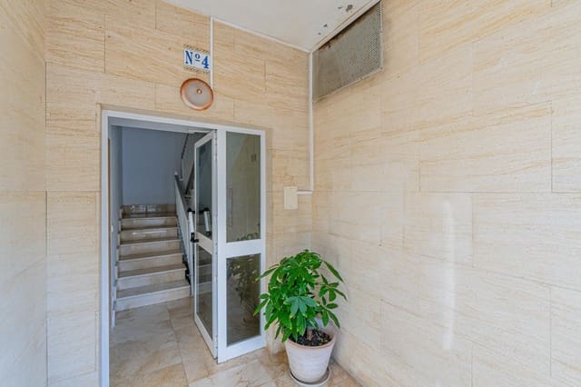 4 chambre Appartement à vendre à L'Arenal / S'Arenal, Llucmajor - 549 000 € (Ref: 9355879)