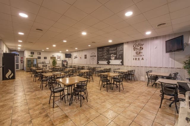 Virksomhed til salg i Calvià Pueblo, Calvià - € 175.000 (Ref: 9379056)