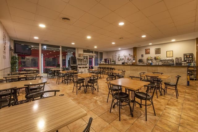 Virksomhed til salg i Calvià Pueblo, Calvià - € 175.000 (Ref: 9379056)