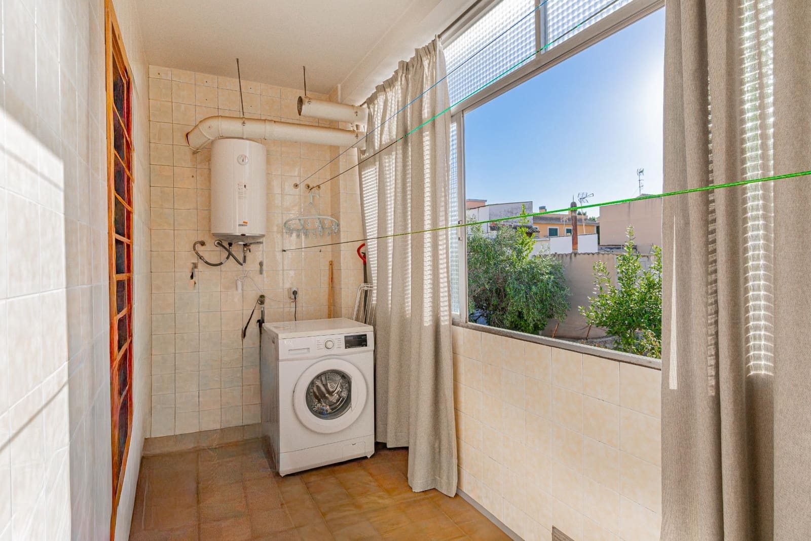 3 soveværelse Byhus til salg i Son Ferriol med garage - € 699.000 (Ref: 9382985)