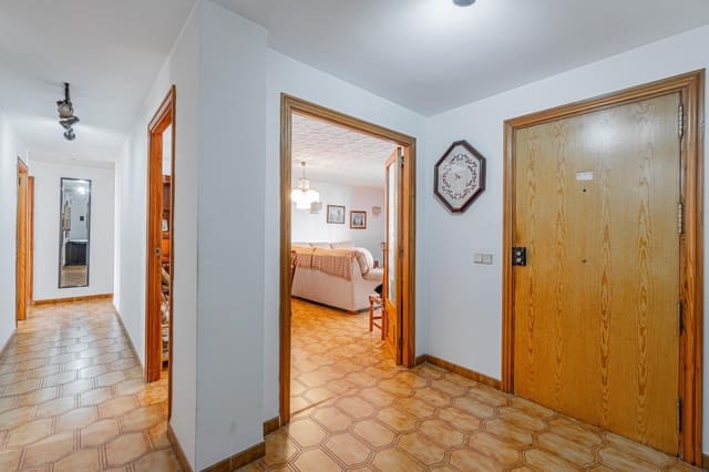 3 sypialnia Dom na sprzedaż w Son Ferriol, Palma de Mallorca z garażem - 699 000 € (Ref: 9382985)