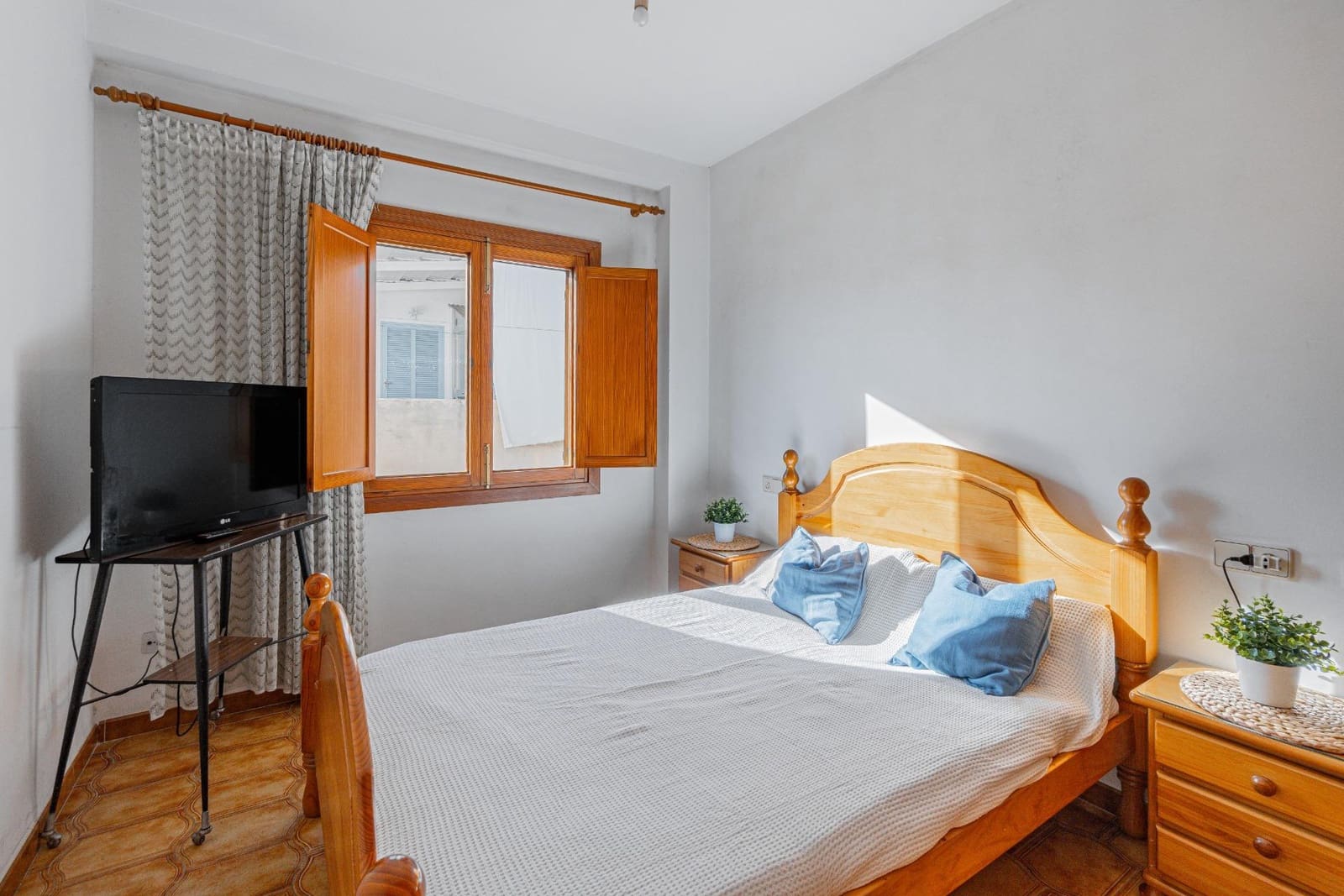 3 soveværelse Byhus til salg i Son Ferriol med garage - € 699.000 (Ref: 9382985)