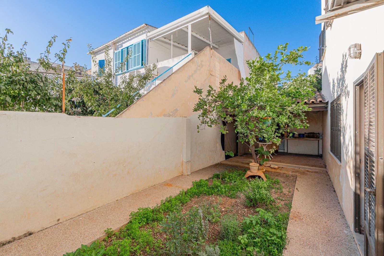 3 soveværelse Byhus til salg i Son Ferriol med garage - € 699.000 (Ref: 9382985)