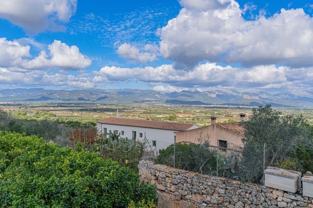 5 slaapkamer Rijtjeshuis te koop in Santa Eugènia met garage - € 670.000 (Ref: 9385680)