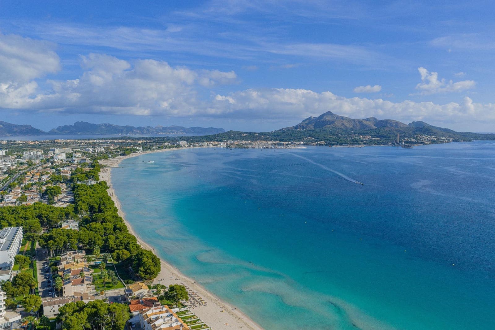 2 bedroom Penthouse for sale in Alcudia - € 345,000 (Ref: 9390925)