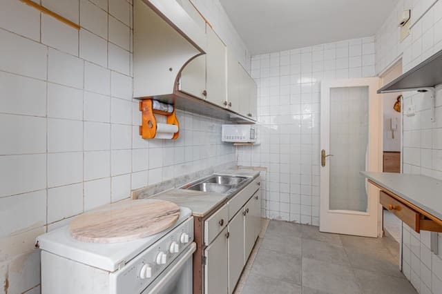 2 slaapkamer Flat te koop in Palma de Mallorca - € 179.900 (Ref: 9398728)