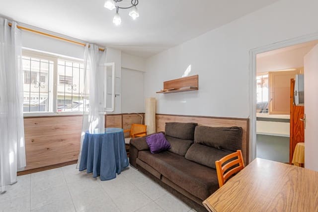 2 slaapkamer Flat te koop in Palma de Mallorca - € 179.900 (Ref: 9398728)