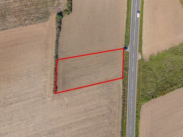 Grond te koop in Petra - € 12.000 (Ref: 9401101)