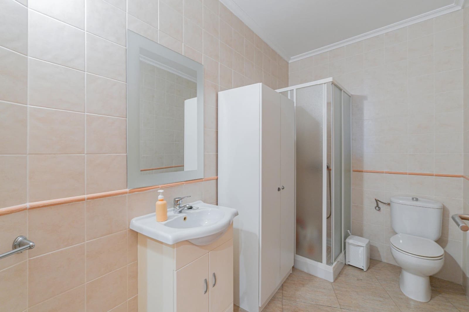 Commercieel te koop in Lloseta - € 399.000 (Ref: 9422492)