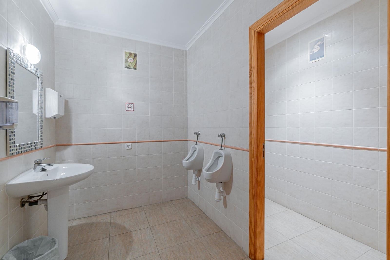 Commercieel te koop in Lloseta - € 399.000 (Ref: 9422492)