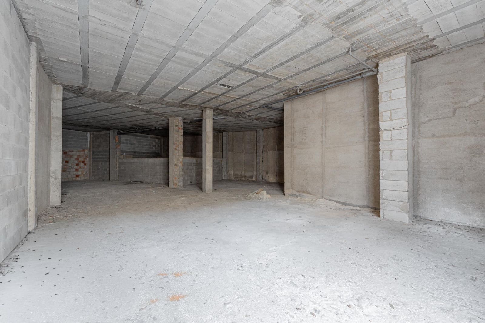 Commercieel te koop in Lloseta - € 399.000 (Ref: 9422492)