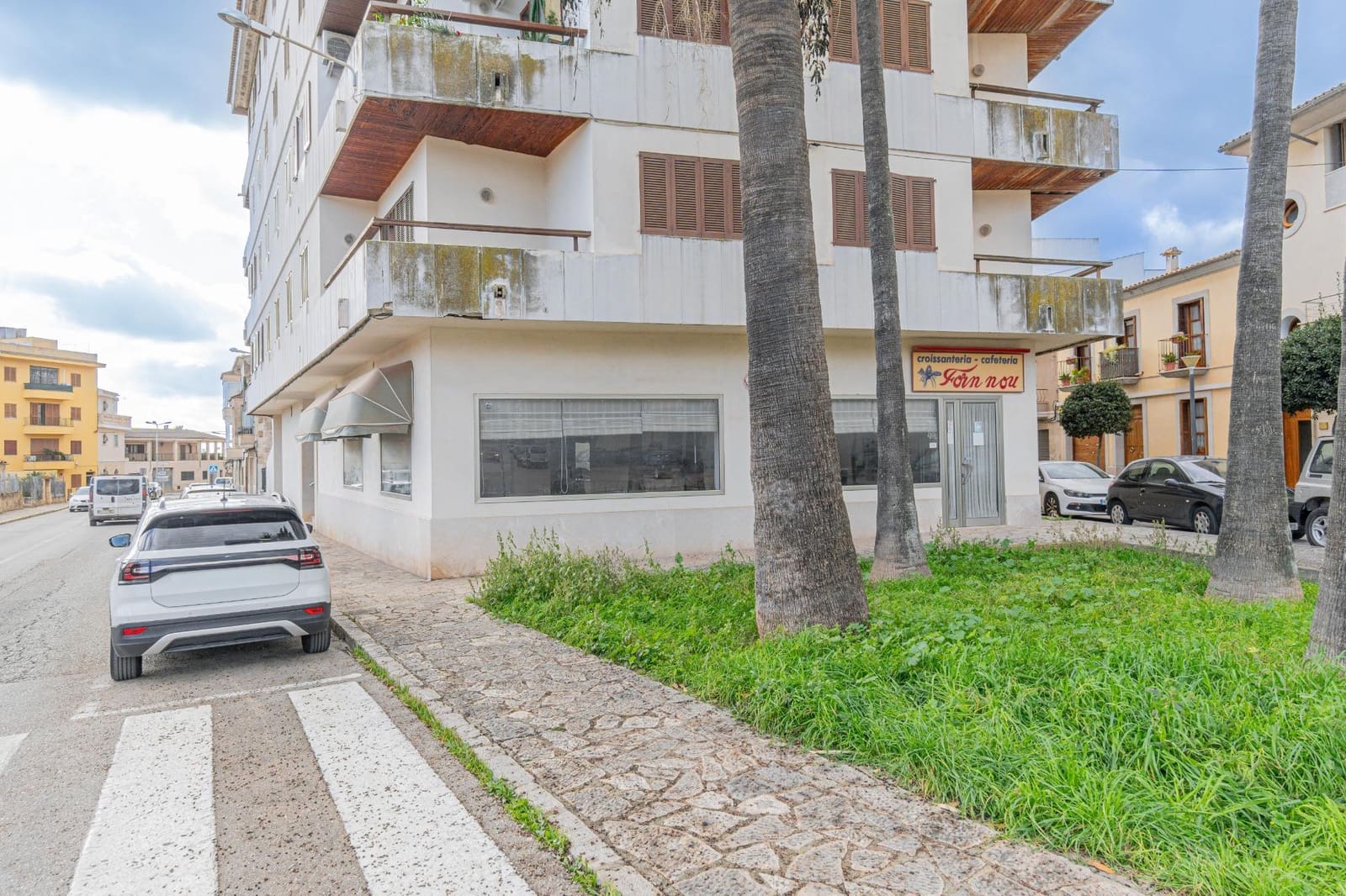 Commercieel te koop in Lloseta - € 399.000 (Ref: 9422492)