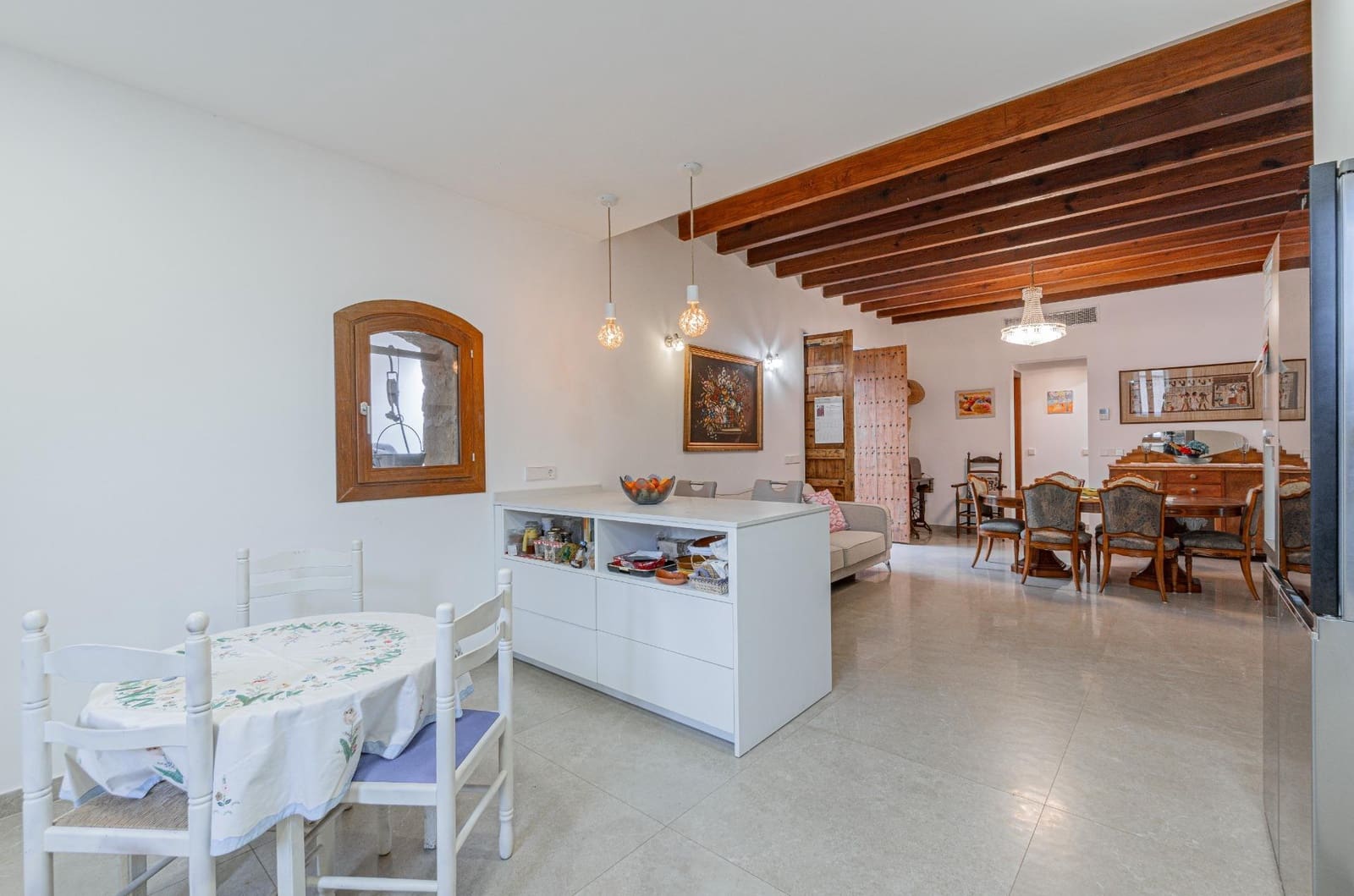 3 soveværelse Byhus til leje i Algaida med garage - € 2.000 (Ref: 9422769)