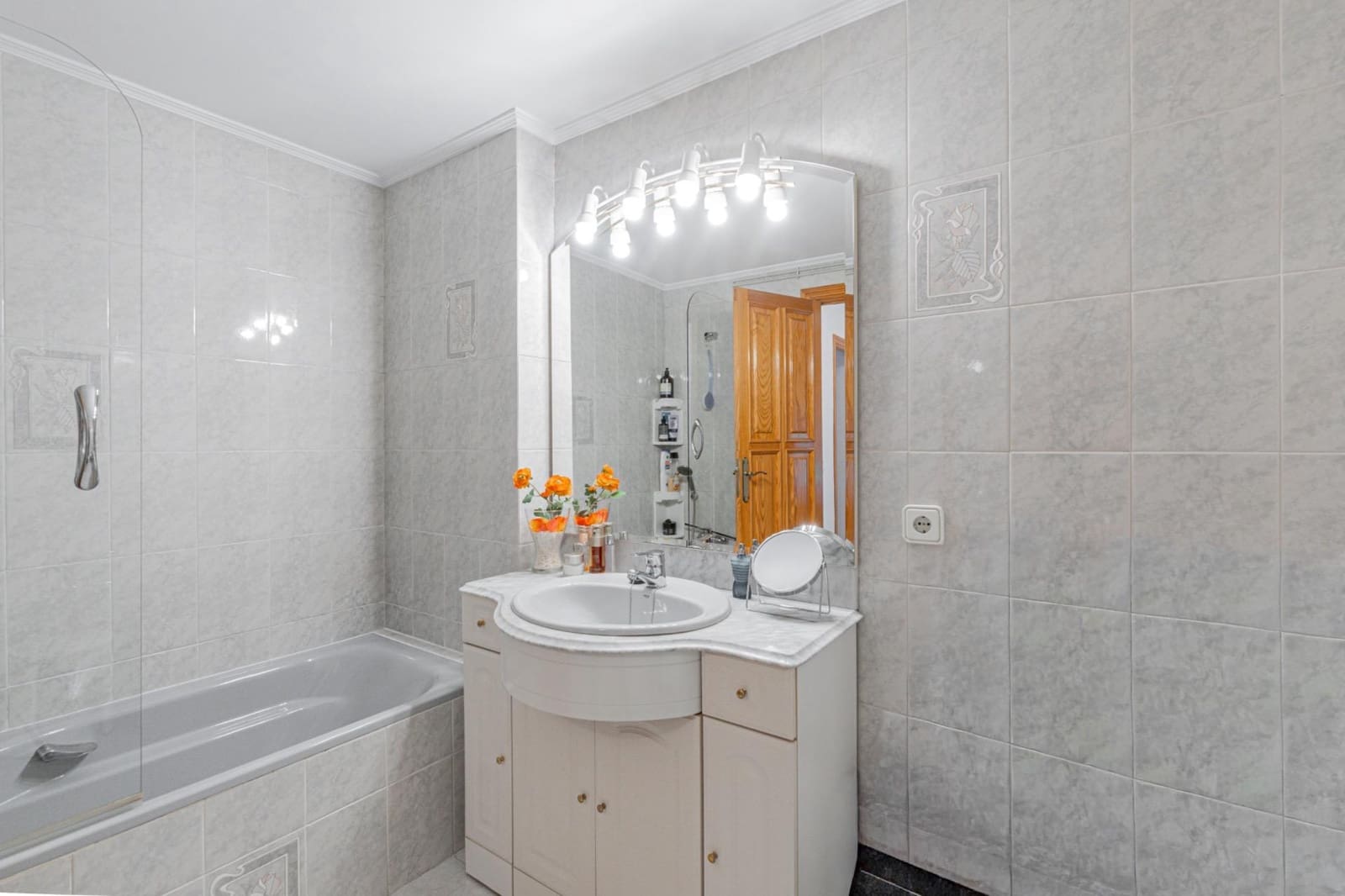 3 bedroom Apartment for sale in L'Arenal / S'Arenal - € 359,900 (Ref: 9433474)