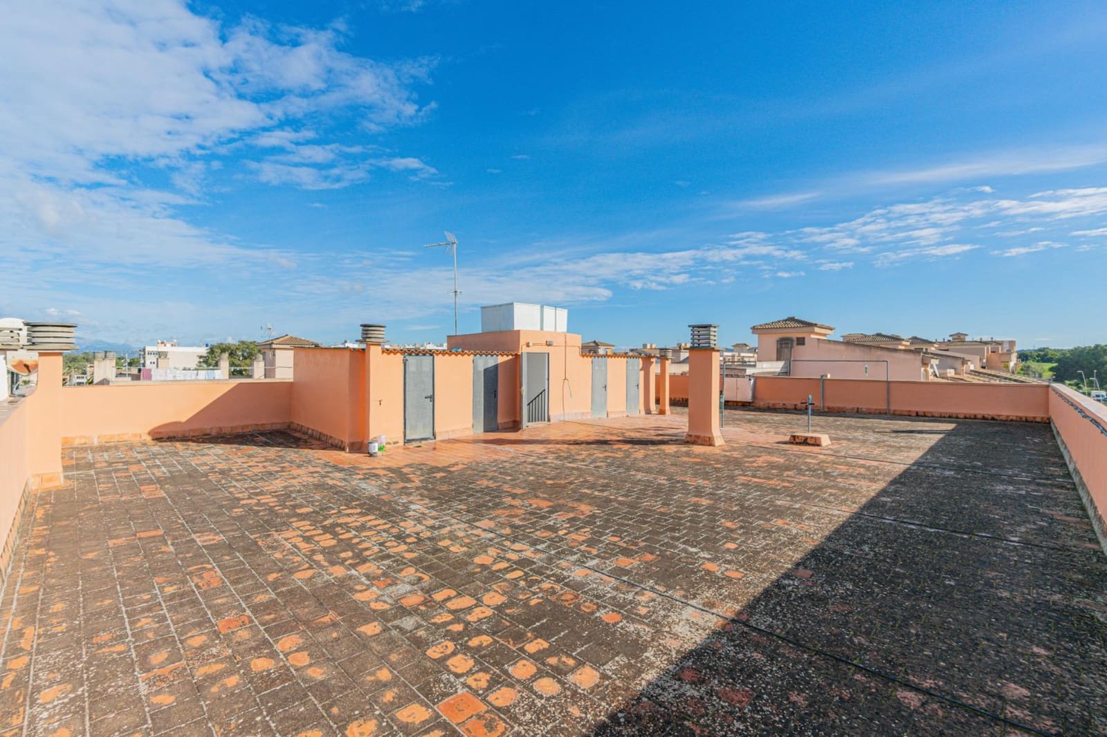 3 bedroom Apartment for sale in L'Arenal / S'Arenal - € 359,900 (Ref: 9433474)