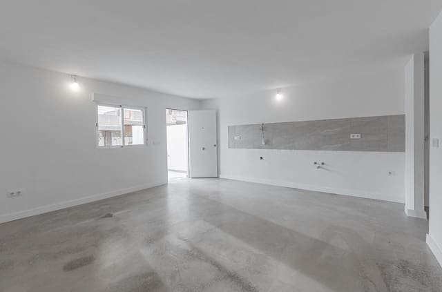 1 soveværelse Erhverv til salg i Cala Vinyes / Cala Vinyas / Cala Viñas, Calvià - € 179.000 (Ref: 9437149)