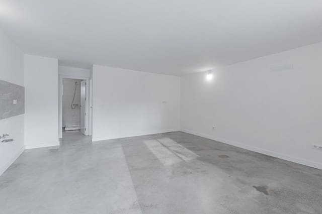 1 soveværelse Erhverv til salg i Cala Vinyes / Cala Vinyas / Cala Viñas, Calvià - € 179.000 (Ref: 9437149)