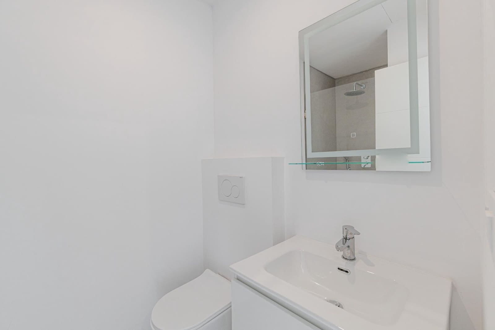 2 bedroom Flat for rent in Palma de Mallorca with garage - € 1,500 (Ref: 9437150)