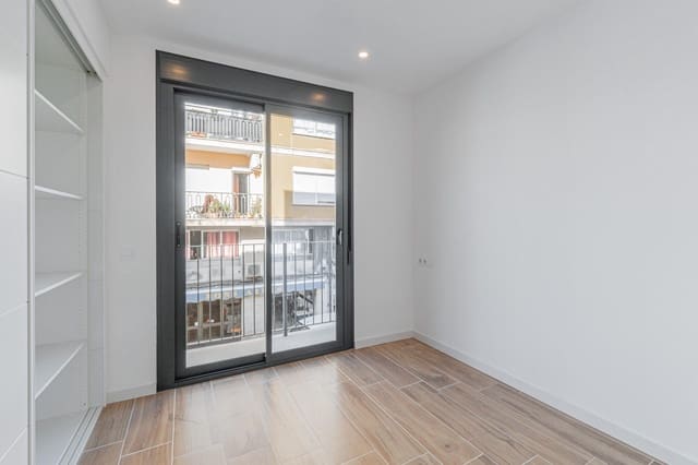 2 bedroom Flat for rent in Pere Garau, Palma de Mallorca with garage - € 1,500 (Ref: 9437150)