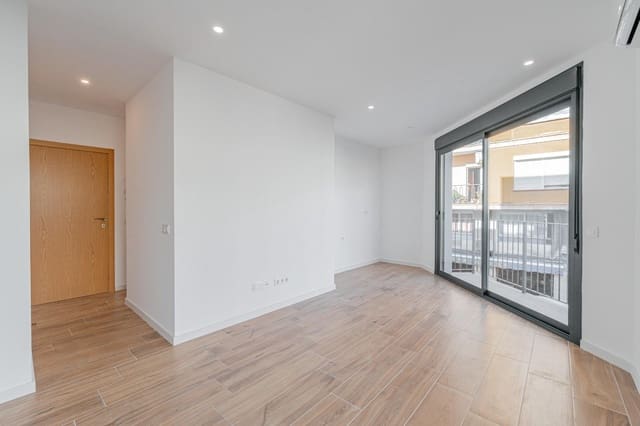 2 bedroom Flat for rent in Pere Garau, Palma de Mallorca with garage - € 1,500 (Ref: 9437150)