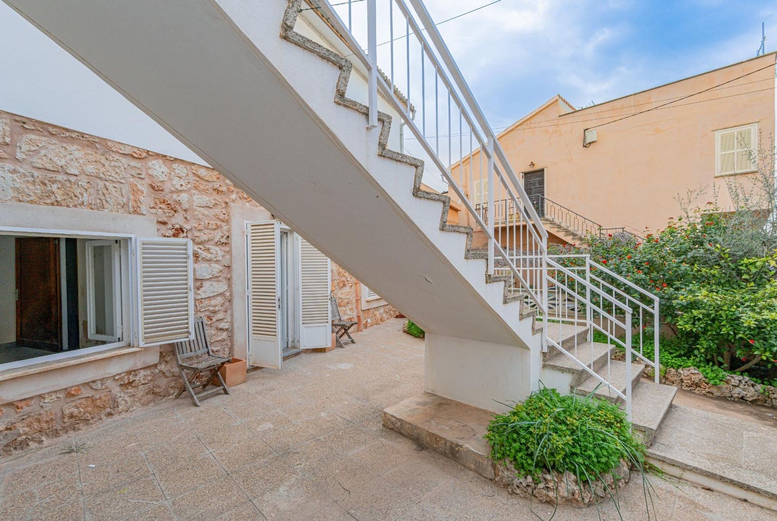 3 soveværelse Semi-Rækkehus til salg i Sa Cabaneta / La Cabaneta med garage - € 689.000 (Ref: 9441385)