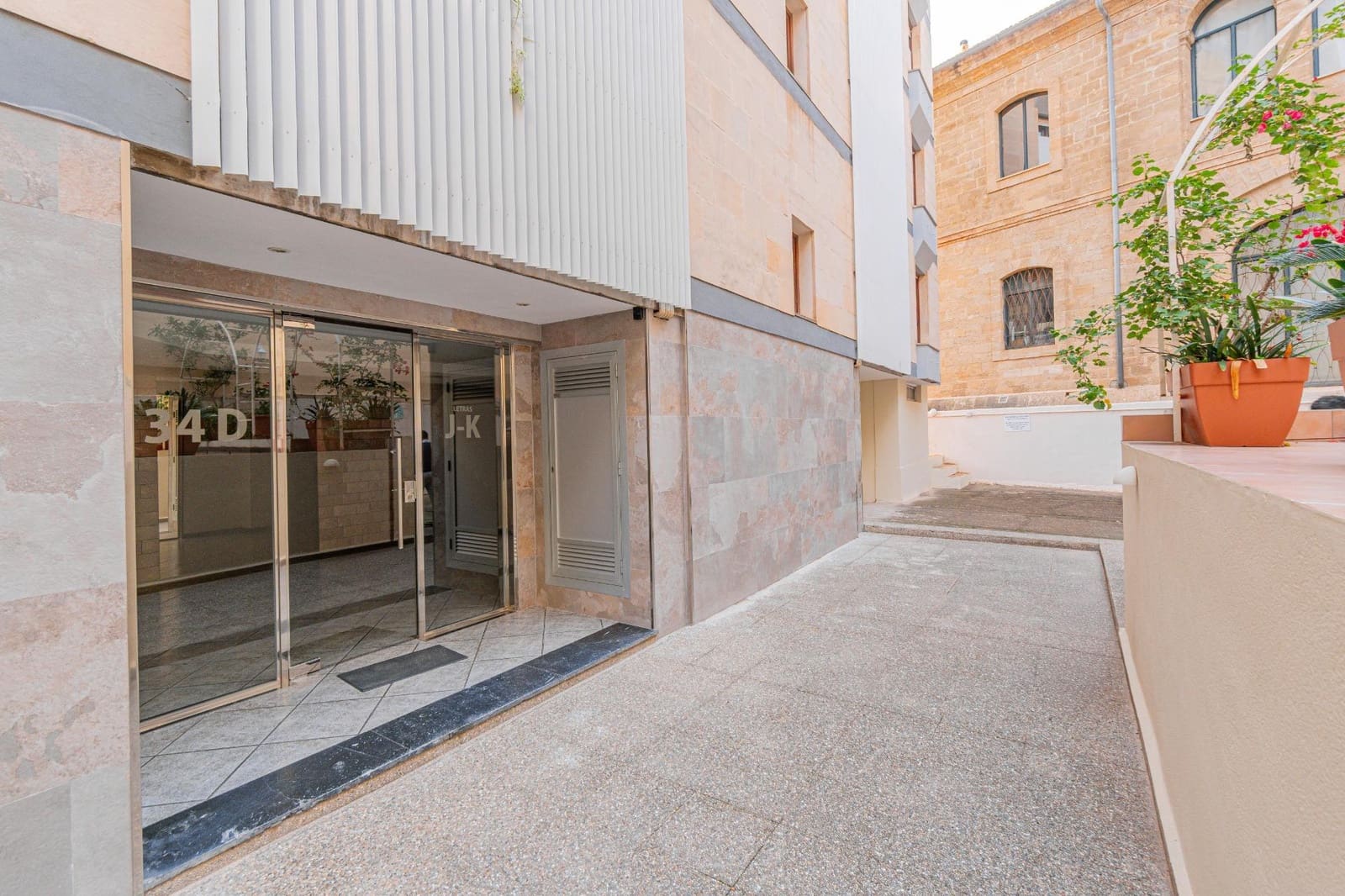 4 Zimmer Wohnung zu verkaufen in Palma de Mallorca - 399.000 € (Ref: 9468520)