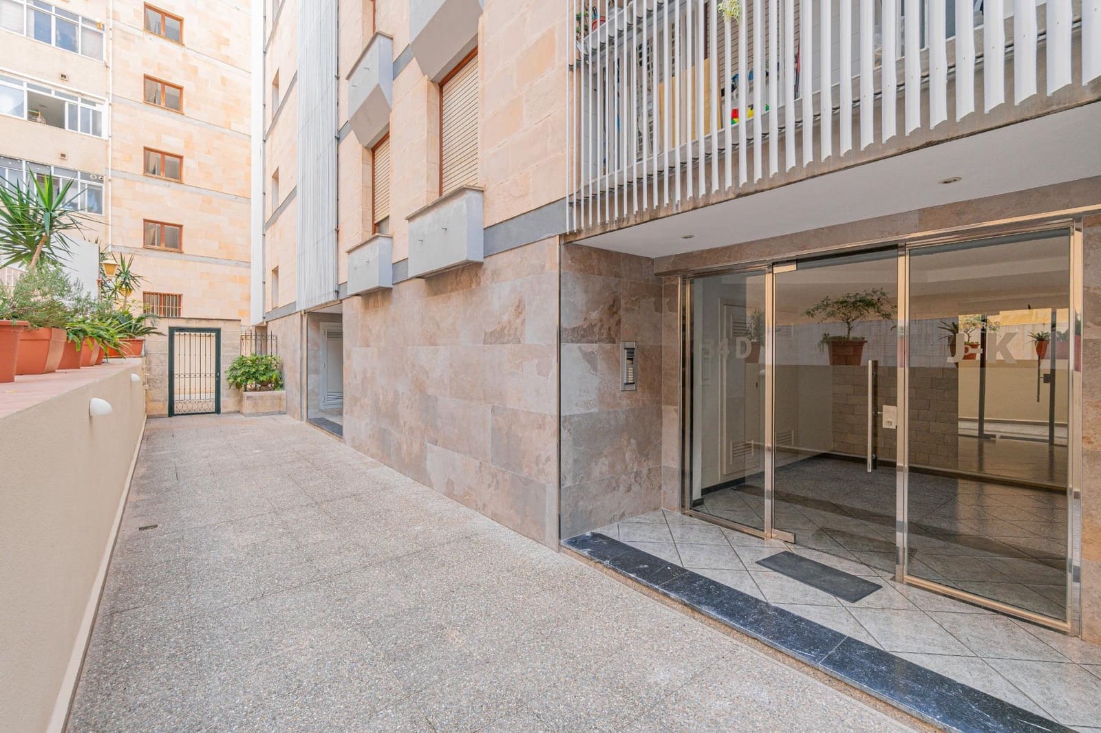 4 Zimmer Wohnung zu verkaufen in Palma de Mallorca - 399.000 € (Ref: 9468520)