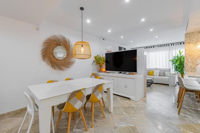 4 Zimmer Reihenhaus zu verkaufen in Lloseta mit Garage - 629.900 € (Ref: 9470415)