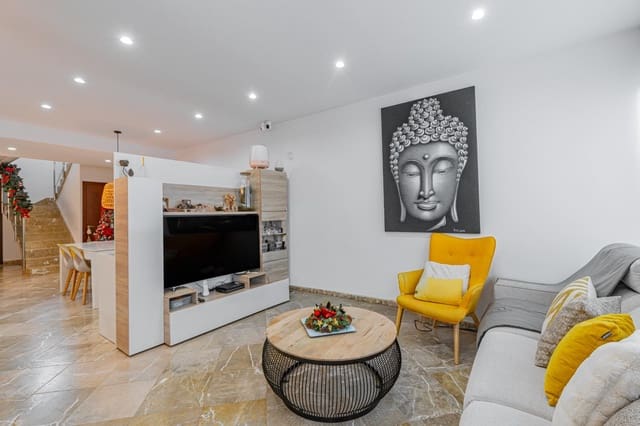 4 Zimmer Reihenhaus zu verkaufen in Lloseta mit Garage - 629.900 € (Ref: 9470415)