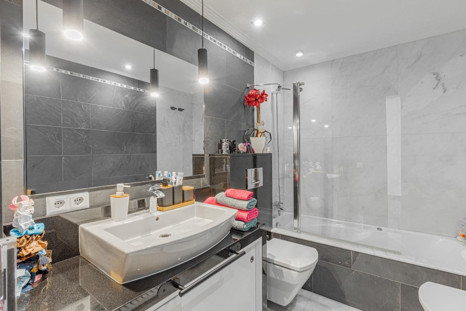 4 sypialnia Dom szeregowy na sprzedaż w Lloseta z garażem - 599 900 € (Ref: 9470415)