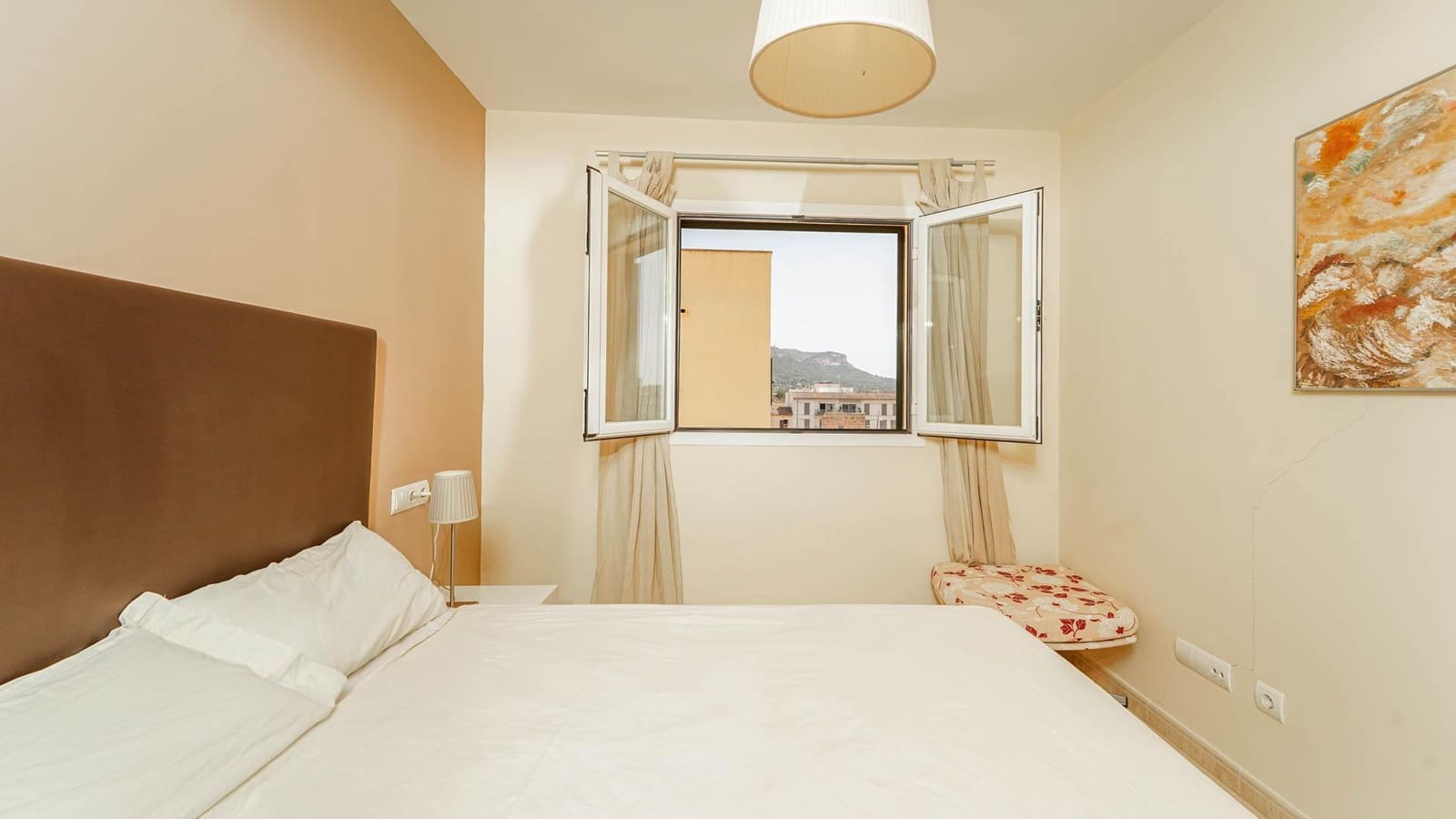 3 bedroom Flat for rent in Llucmajor - € 1,350 (Ref: 9488364)