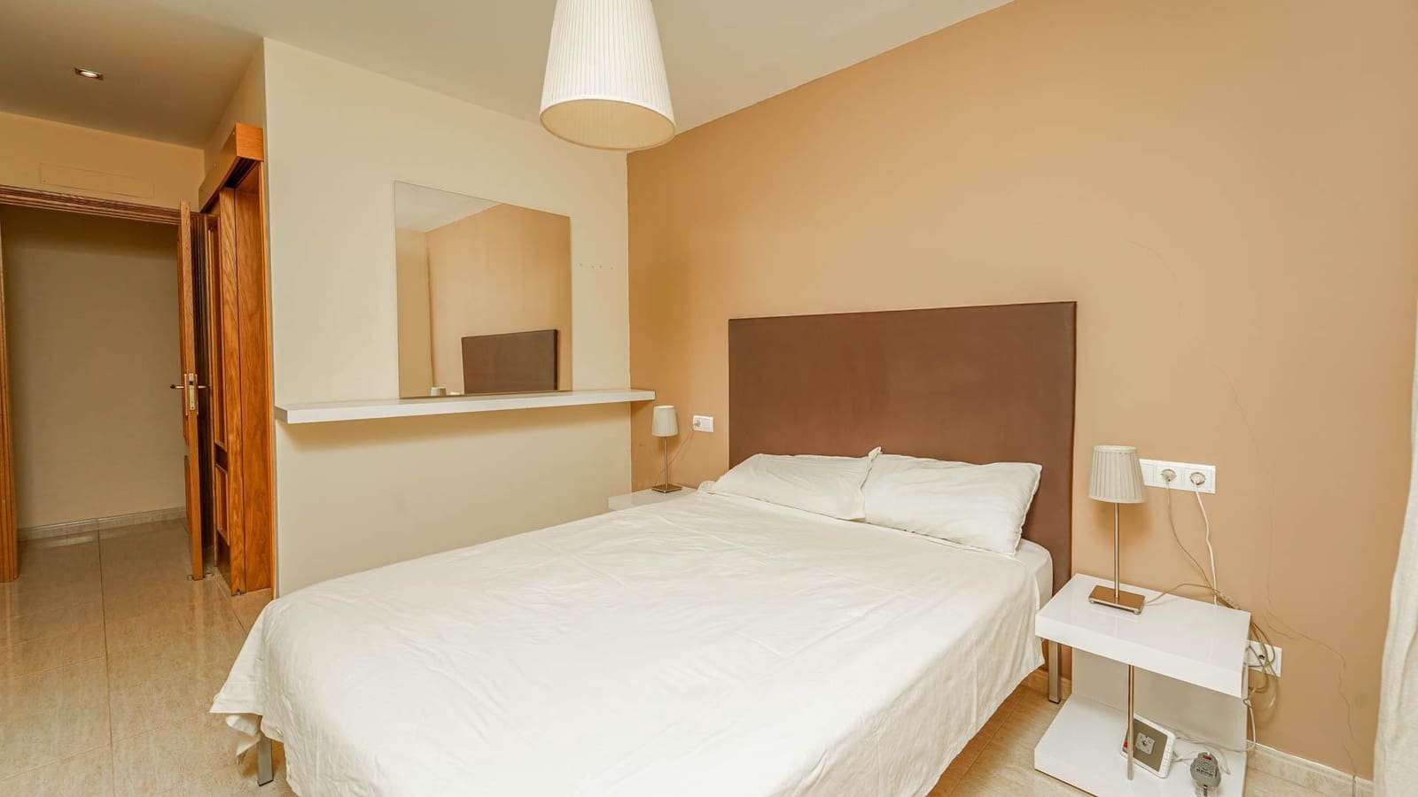 3 bedroom Flat for rent in Llucmajor - € 1,350 (Ref: 9488364)