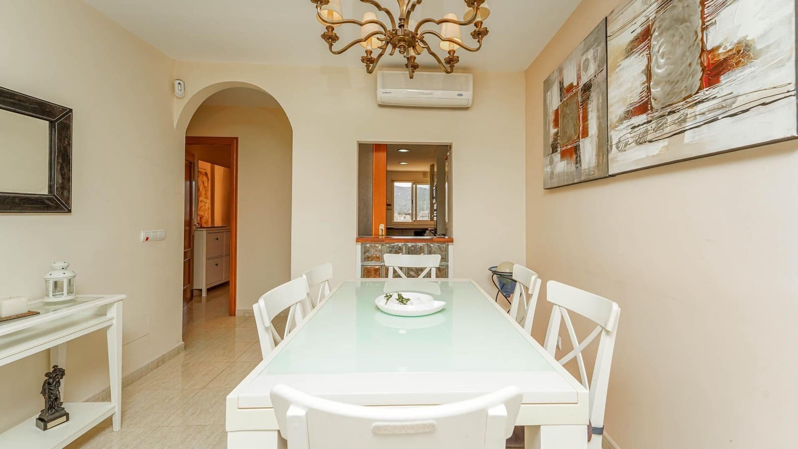 3 bedroom Flat for rent in Llucmajor - € 1,350 (Ref: 9488364)