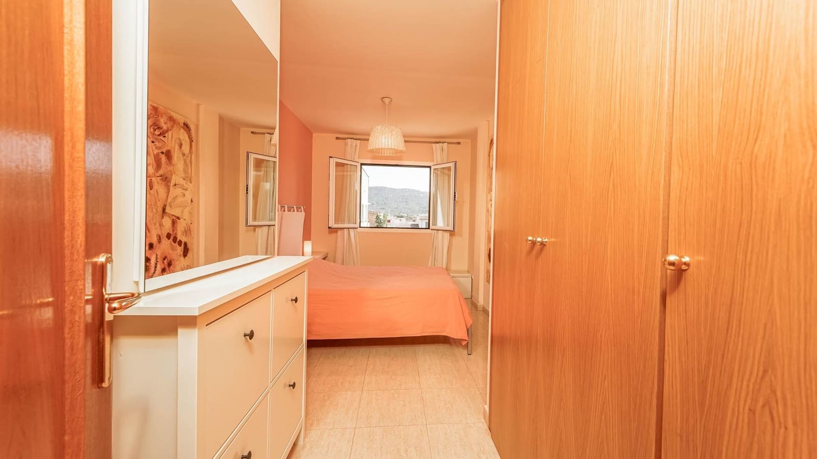 3 bedroom Flat for rent in Llucmajor - € 1,350 (Ref: 9488364)