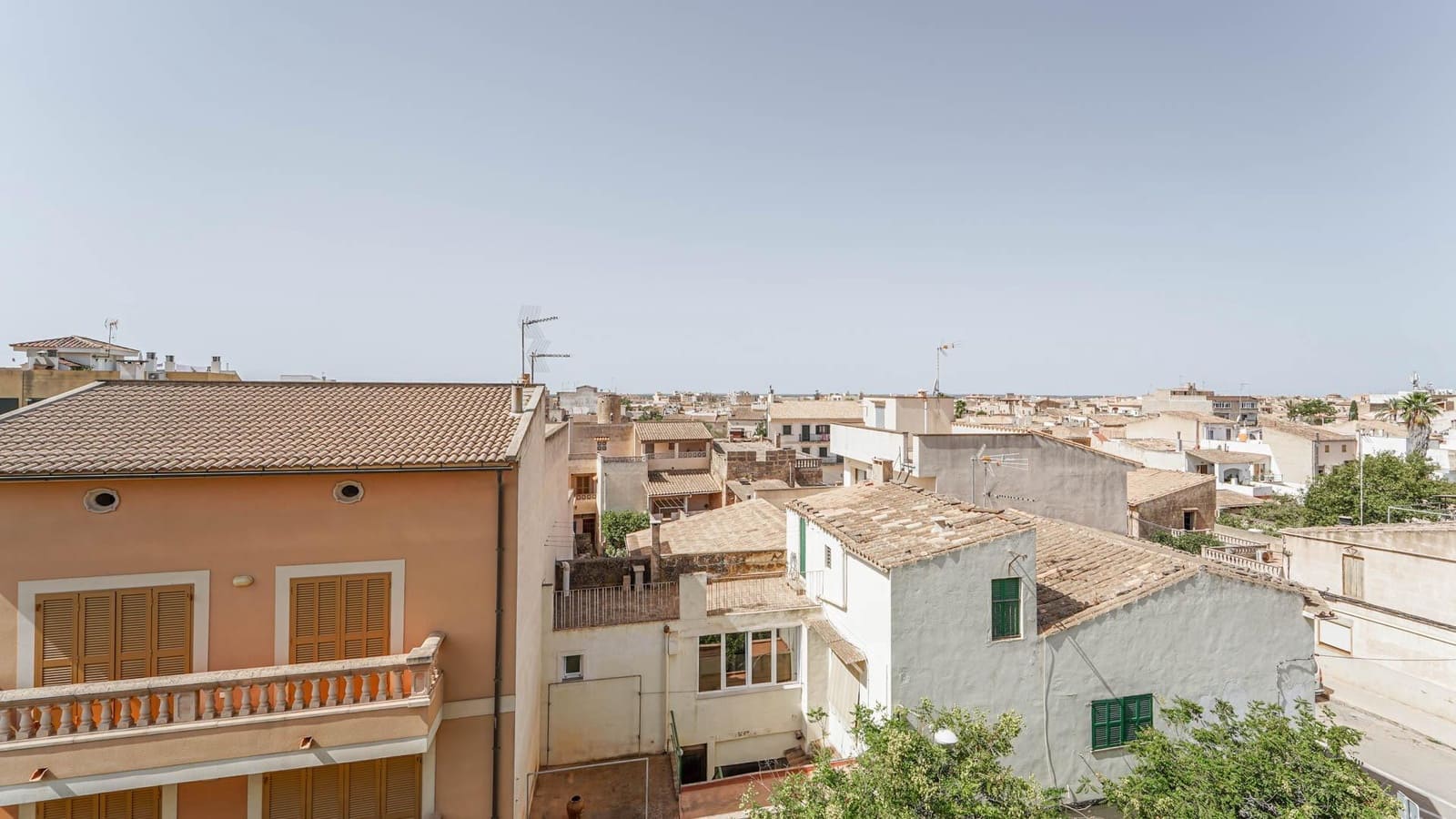 3 bedroom Flat for rent in Llucmajor - € 1,350 (Ref: 9488364)