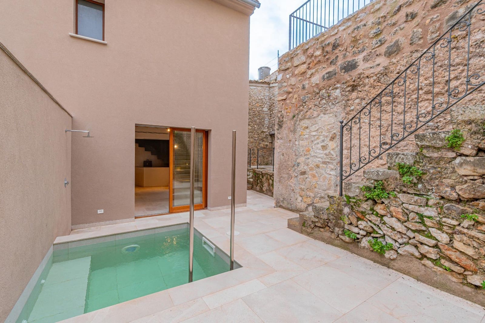 Adosado de 3 habitaciones en Mancor de la Vall en venta con piscina - 875.000 € (Ref: 9513453)