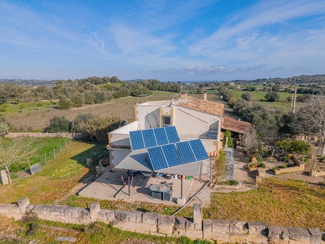 6 slaapkamer Finca/Landhuis te koop in Sineu met garage - € 640.000 (Ref: 9530620)