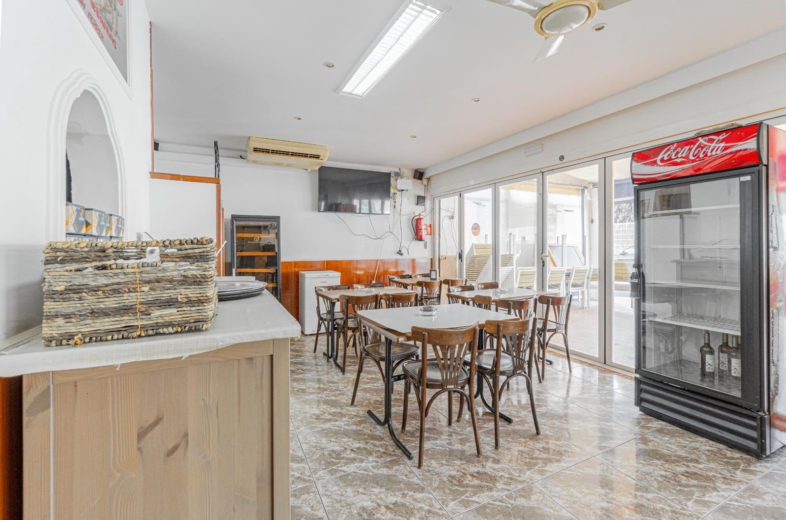 Commercial for sale in Son Ferrer - € 259,900 (Ref: 9535976)