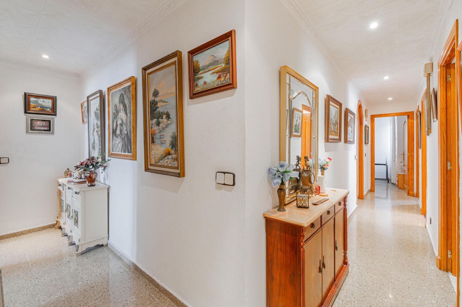 4 quarto Apartamento para venda em Coll d'en Rabassa com garagem - 375 000 € (Ref: 9565304)