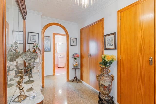 4 quarto Apartamento para venda em Coll d'en Rabassa, Palma de Mallorca com garagem - 375 000 € (Ref: 9565304)