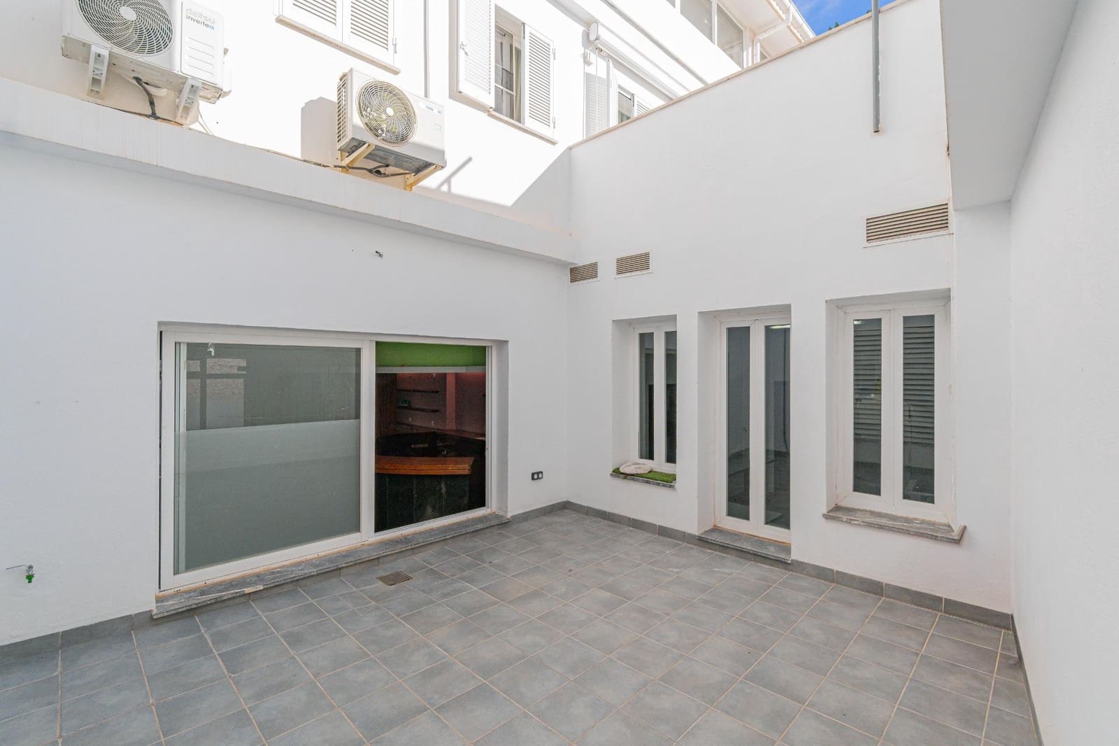 Gewerbe zu vermieten in Sa Pobla - 1.400 € (Ref: 9571227)