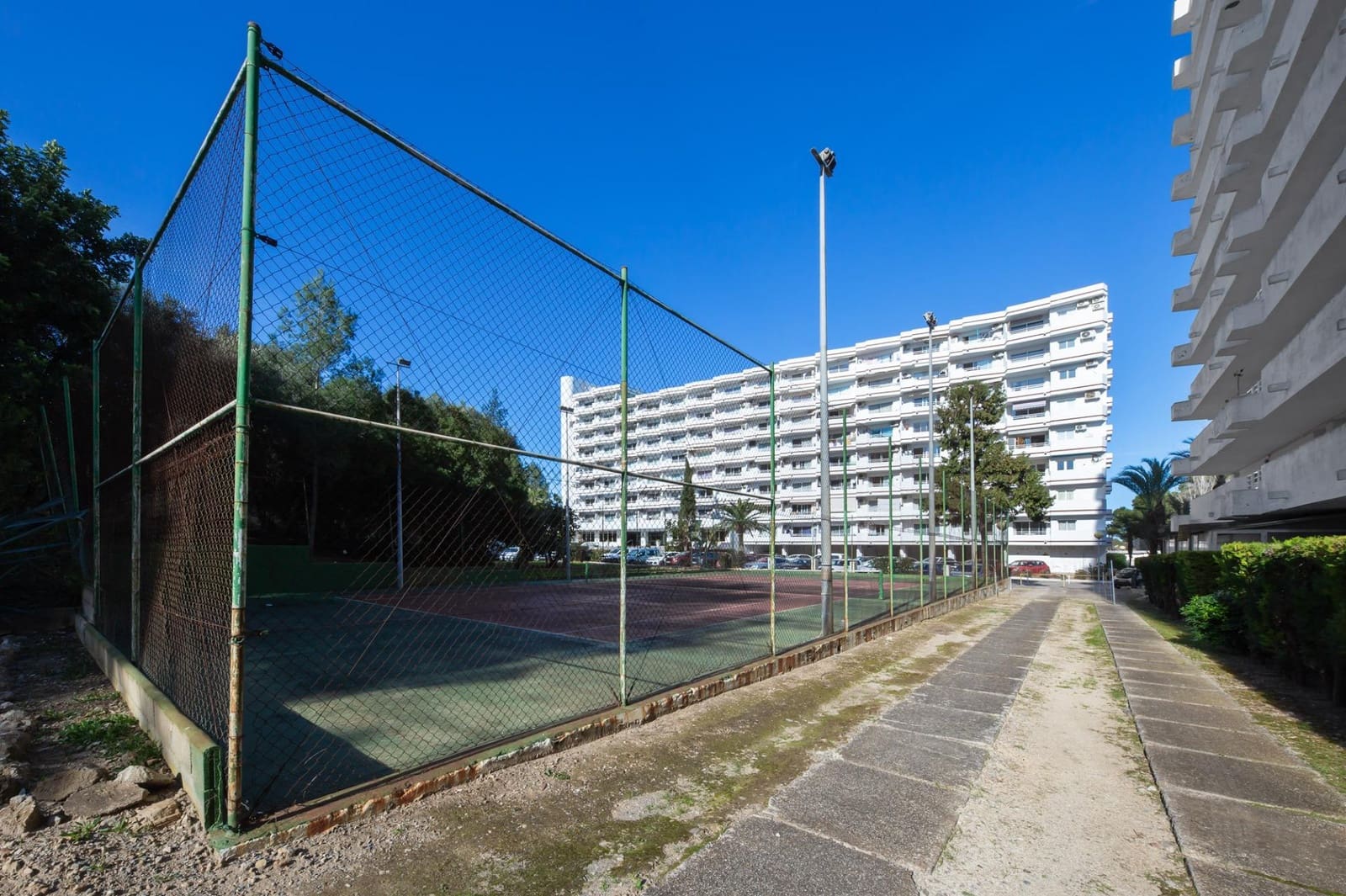 1 sypialnia Apartament na sprzedaż w Puerto de Alcudia z basenem - 265 000 € (Ref: 9599588)