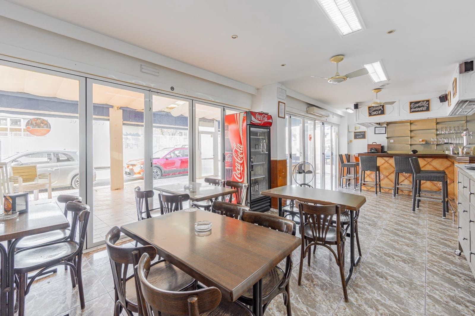 Commercial for rent in Son Ferrer - € 1,200 (Ref: 9605017)